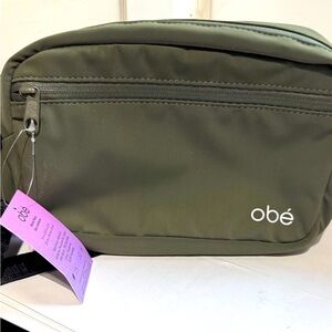 👜 Obie Cross Body Everyday Bag - Hunter Green - Brand New with Tags